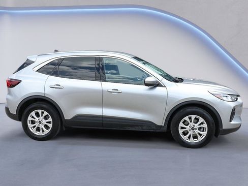 Certified 2024 Ford Escape Active w/ Tech Pack #2 AWD/4WD image 8