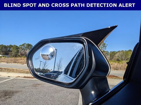 Used 2023 Toyota Camry XSE image 6