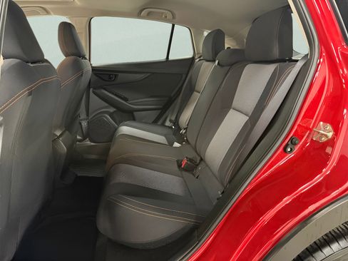 Used 2022 Subaru Crosstrek 2.0i Premium w/ Moonroof Package image 18