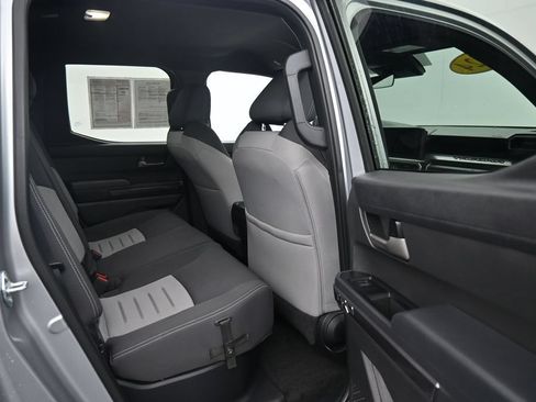 Used 2024 Toyota Tacoma TRD Off-Road AWD/4WD image 12