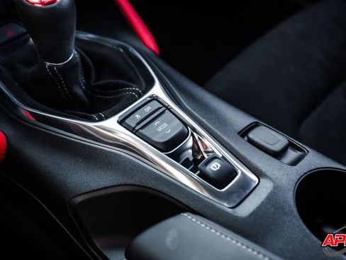 Used 2017 Chevrolet Camaro SS image 23