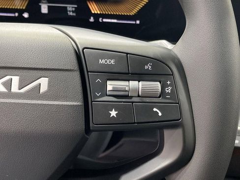 New 2026 Kia K4 LXS image 34