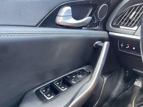 Used 2020 Kia Stinger GT-Line AWD/4WD image 13