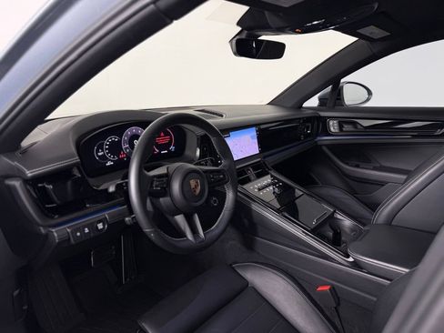 Certified 2024 Porsche Panamera 4 AWD/4WD image 4