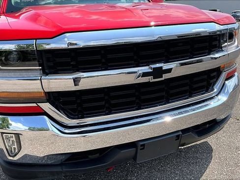 Used 2019 Chevrolet Silverado 1500 LT w/ All Star Edition AWD/4WD image 30