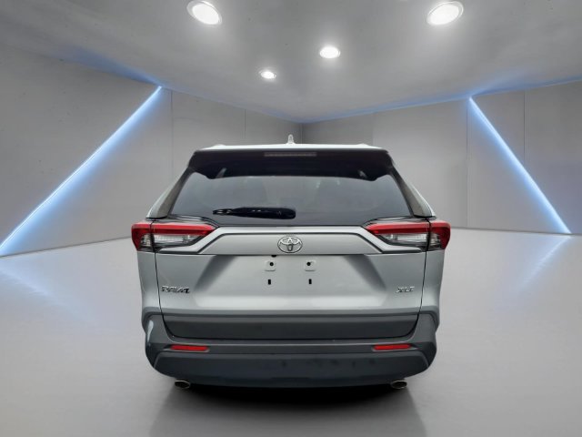 Certified 2020 Toyota RAV4 XLE Premium FWD image 25