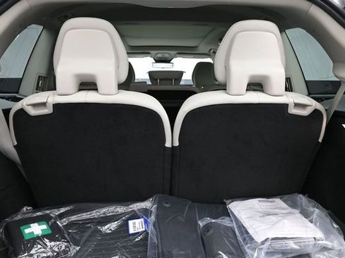 New 2026 Volvo XC90 B6 Ultra w/ Protection Package Premier AWD/4WD image 32