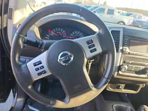 Used 2018 Nissan Frontier S image 23