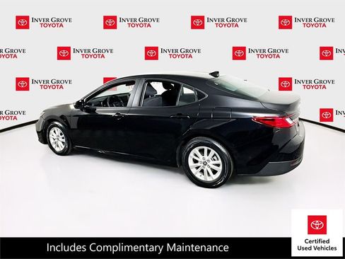 Certified 2025 Toyota Camry LE image 9
