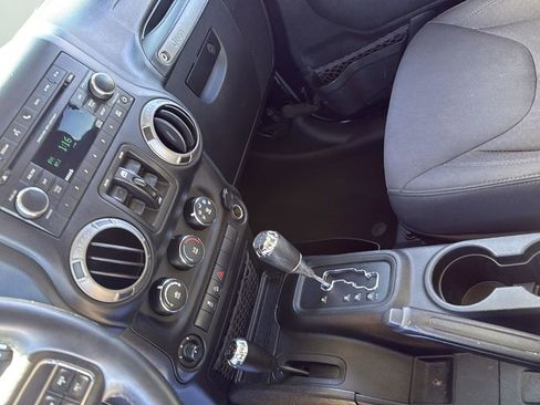 Used 2017 Jeep Wrangler Unlimited Sport w/ Quick Order Package 24S image 21