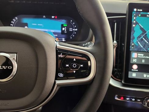 New 2026 Volvo XC90 T8 Plus w/ Protection Package Premier image 29