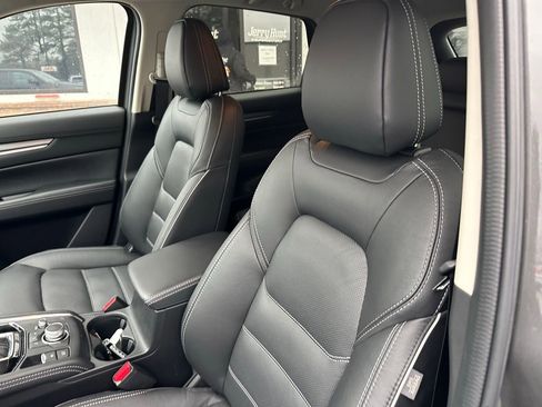 Used 2025 MAZDA CX-5 AWD 2.5 S w/ Premium Plus Pkg image 3