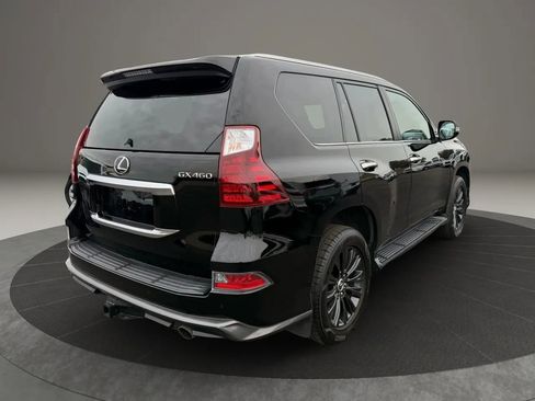 Used 2022 Lexus GX 460 Premium w/ Accessory Package image 6