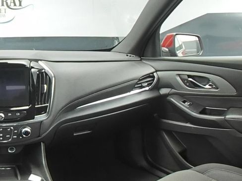 Certified 2023 Chevrolet Traverse LT FWD image 18