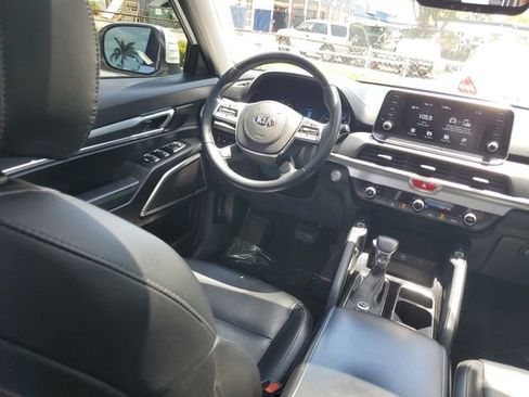 Used 2020 Kia Telluride S FWD image 20