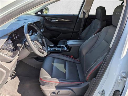 Used 2023 Buick Envision Essence w/ Sport Touring Package image 15