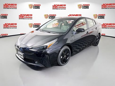 Certified 2022 Toyota Prius FWD image 13