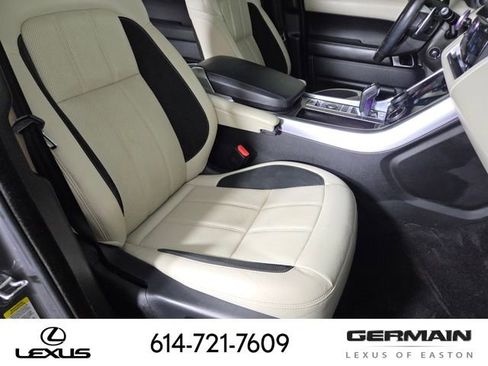 Used 2020 Land Rover Range Rover Sport HSE Dynamic image 30