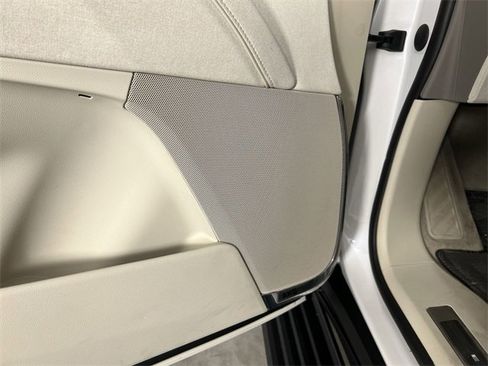 Certified 2023 Cadillac Escalade Premium Luxury Platinum image 25