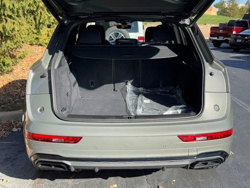 Used 2025 Audi Q5 2.0T Premium image 9