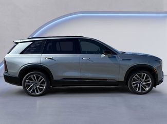 New 2026 Cadillac Vistiq Sport video 2