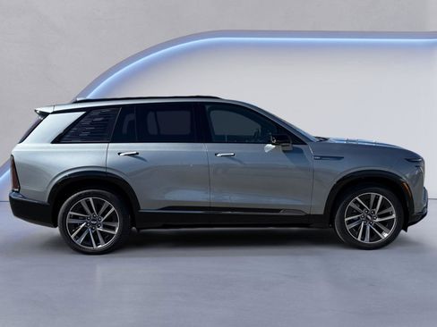 New 2026 Cadillac Vistiq Sport image 2