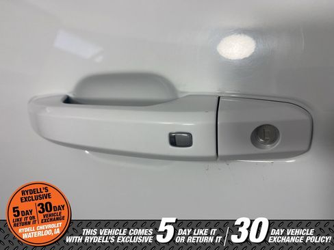 Used 2022 Chevrolet Silverado 2500 LT w/ Convenience Package image 13