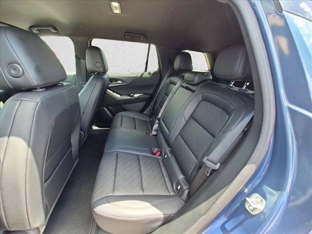 New 2027 Chevrolet Equinox LT w/ Convenience Package II FWD image 16