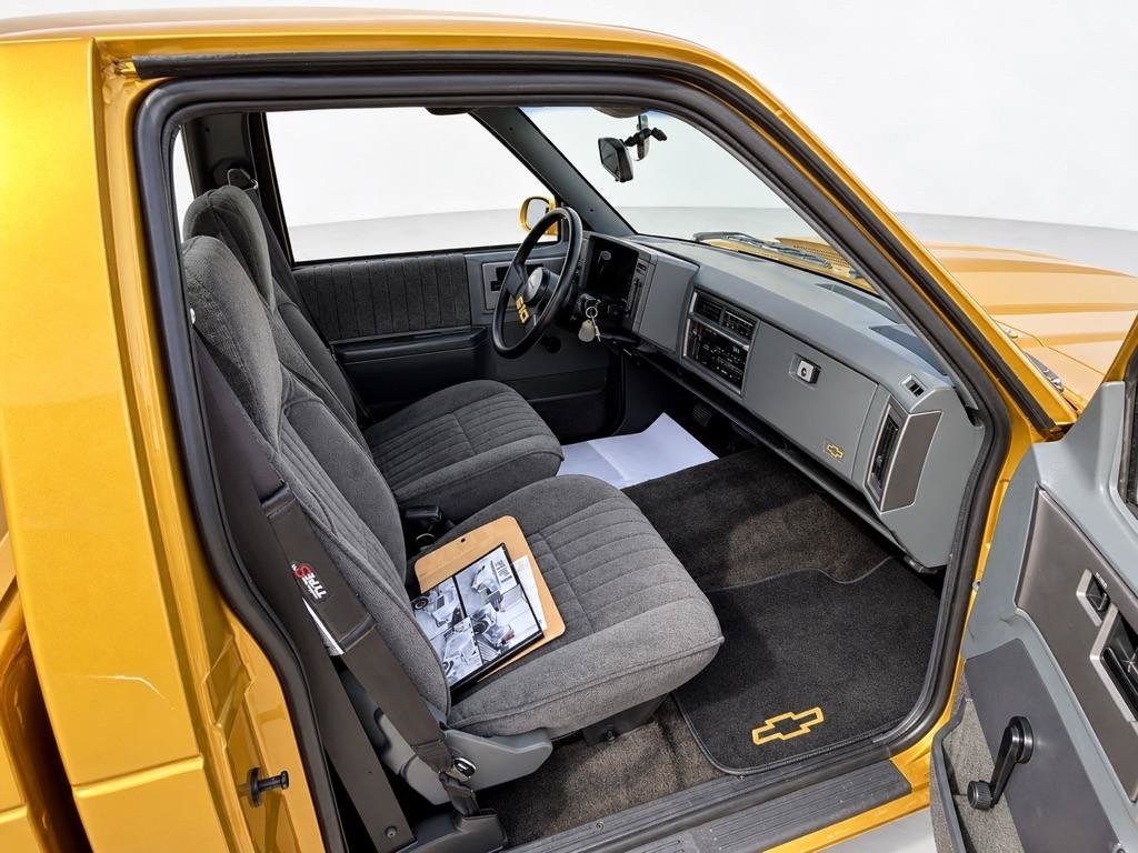 Used 1991 Chevrolet S10 Pickup 2WD Regular Cab image 16
