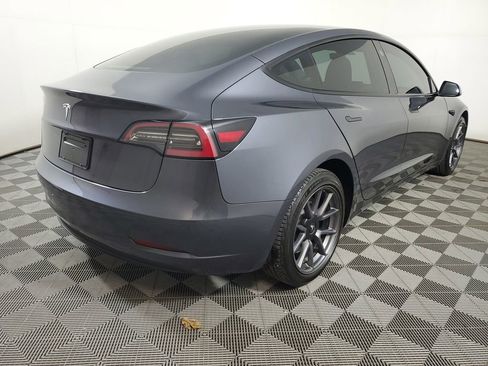 Used 2023 Tesla Model 3 Standard Range image 6