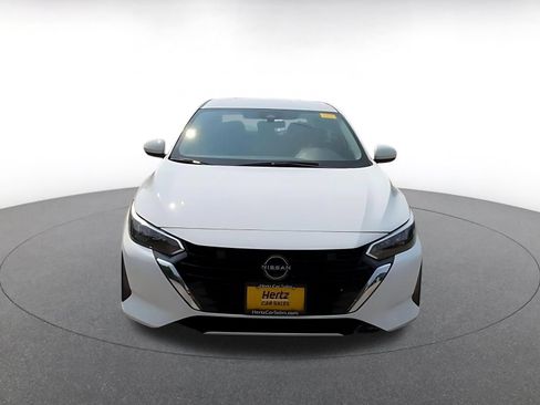 Used 2025 Nissan Sentra SV FWD image 4