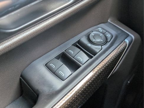 Used 2020 Chevrolet Silverado 1500 LT Trail Boss image 22