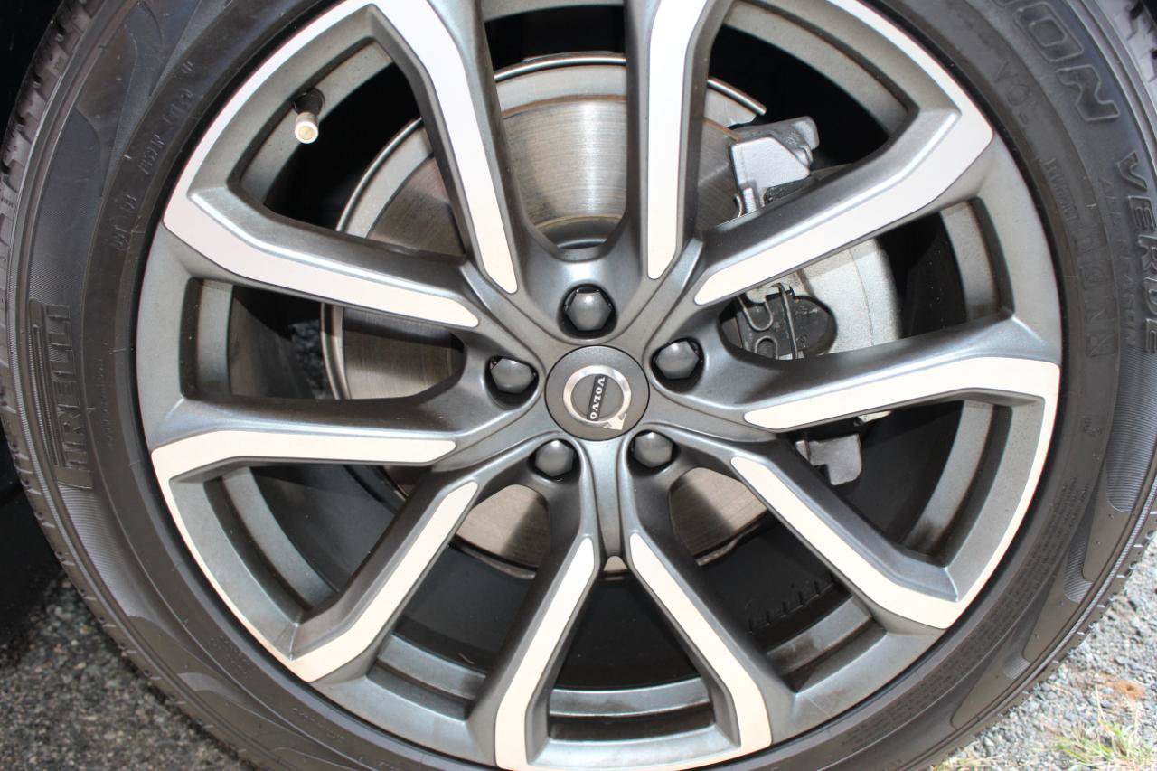 Used 2019 Volvo XC90 T5 Momentum w/ Protection Package AWD/4WD image 39