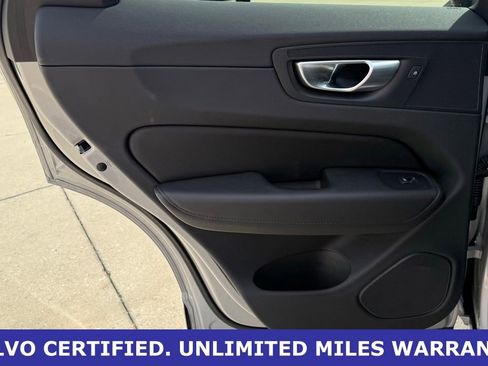 Certified 2023 Volvo XC60 B5 Plus w/ Climate Package AWD/4WD image 17