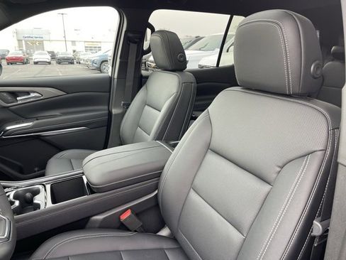 New 2026 Chevrolet Traverse LT w/ Sun and Wheel Package image 16