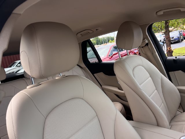 Used 2017 Mercedes-Benz GLC 300 image 30