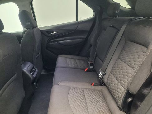 Used 2019 Chevrolet Equinox LT image 18