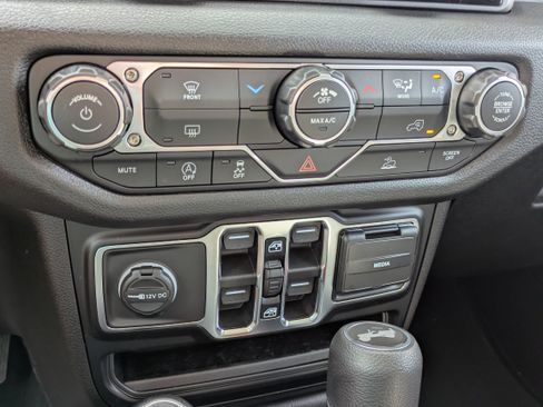 New 2026 Jeep Wrangler Unlimited Sport AWD/4WD image 17