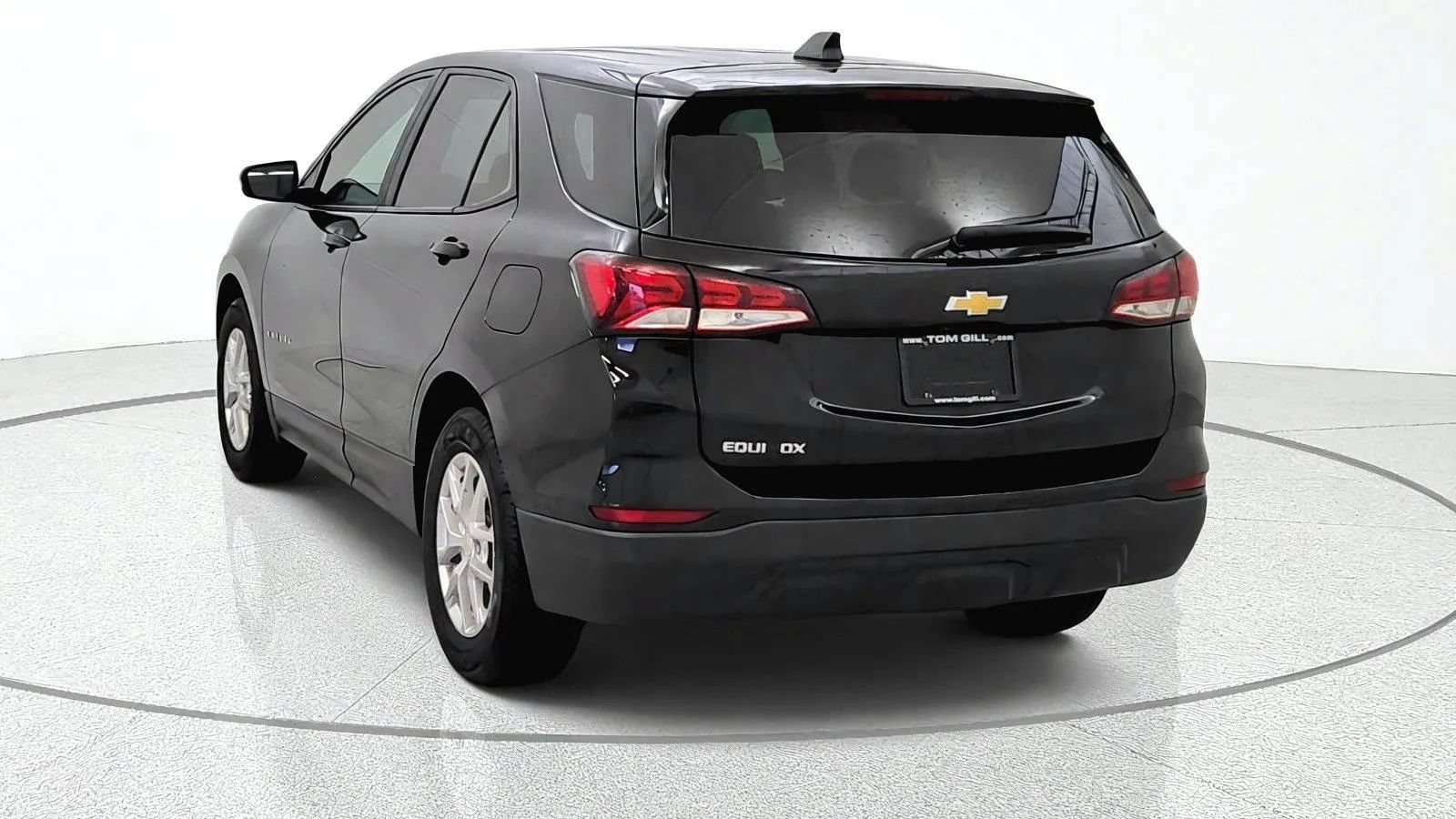 Used 2023 Chevrolet Equinox LS w/ LS Convenience Package FWD image 7