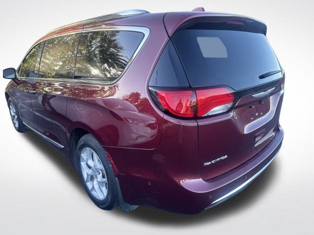 Used 2018 Chrysler Pacifica Touring-L Plus w/ Advanced Safetytec Group FWD image 3
