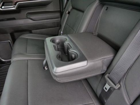 Used 2022 GMC Sierra 1500 SLT w/ SLT Premium Plus Package image 11