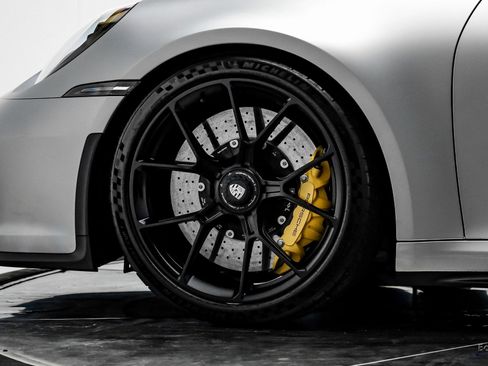 Used 2024 Porsche 911 GT3 image 81