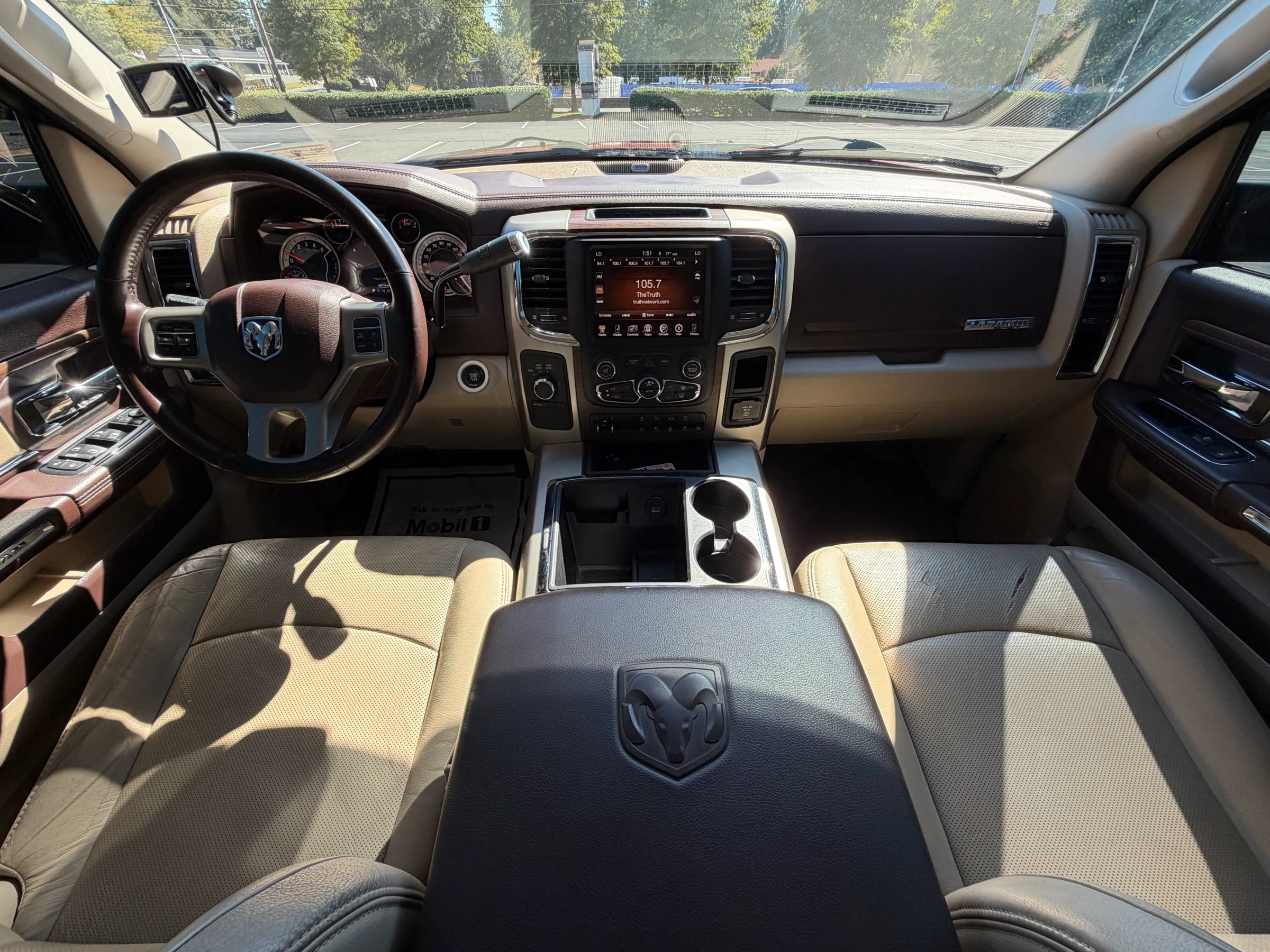 Used 2015 RAM 3500 Laramie AWD/4WD image 19