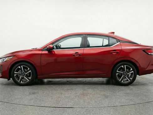 Used 2025 Nissan Sentra SV FWD image 5
