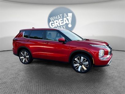 New 2025 Mitsubishi Outlander SE
