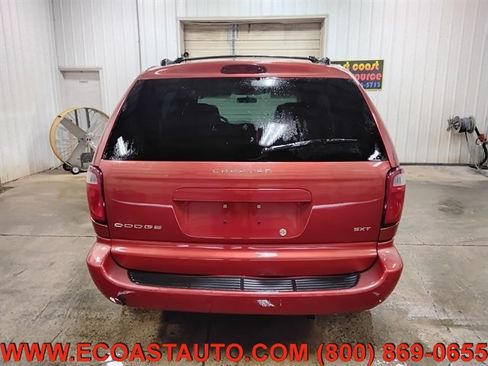 Used 2005 Dodge Caravan SXT FWD image 8
