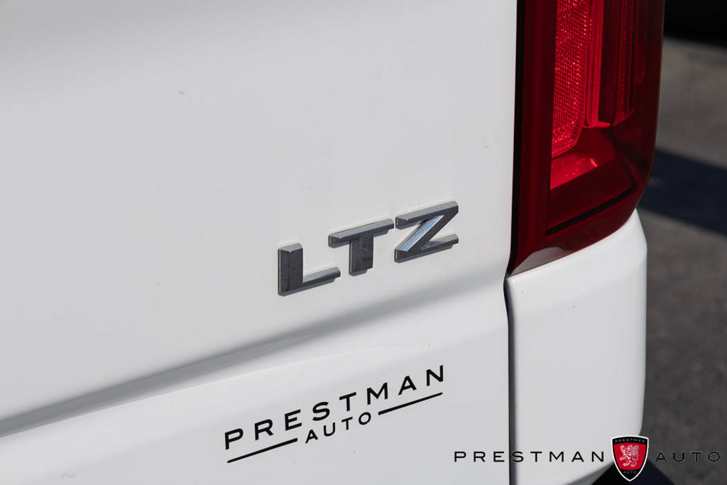 Used 2024 Chevrolet Silverado 1500 LTZ w/ LTZ Convenience Package II AWD/4WD image 42