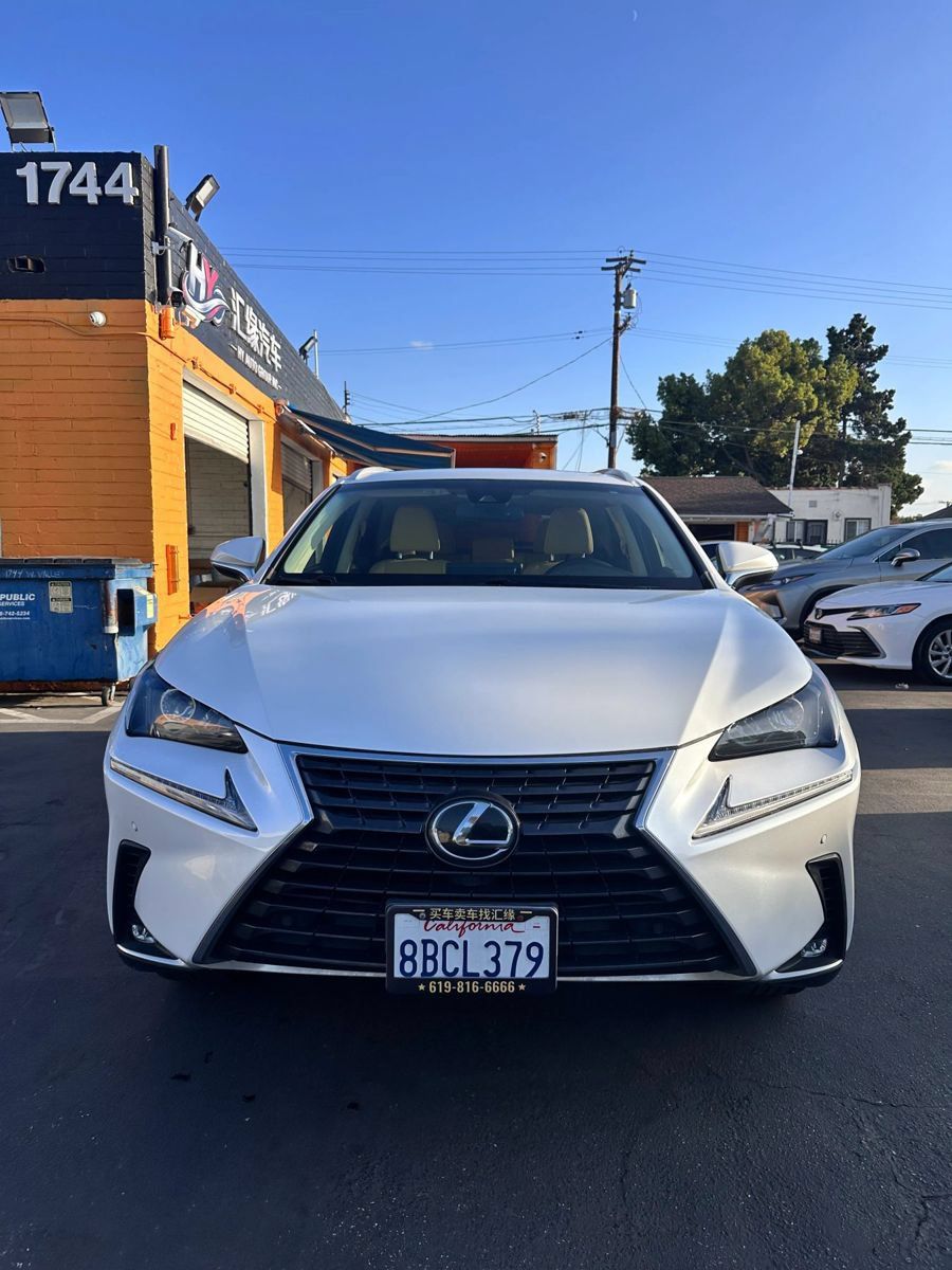 Used 2018 Lexus NX 300 FWD w/ Premium Package image 2