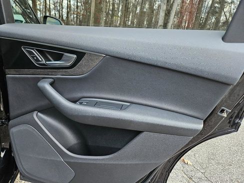 Used 2017 Audi Q7 3.0T Premium Plus image 30