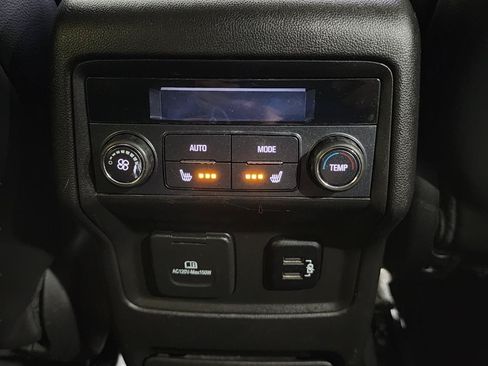 Used 2017 GMC Acadia Denali FWD image 34